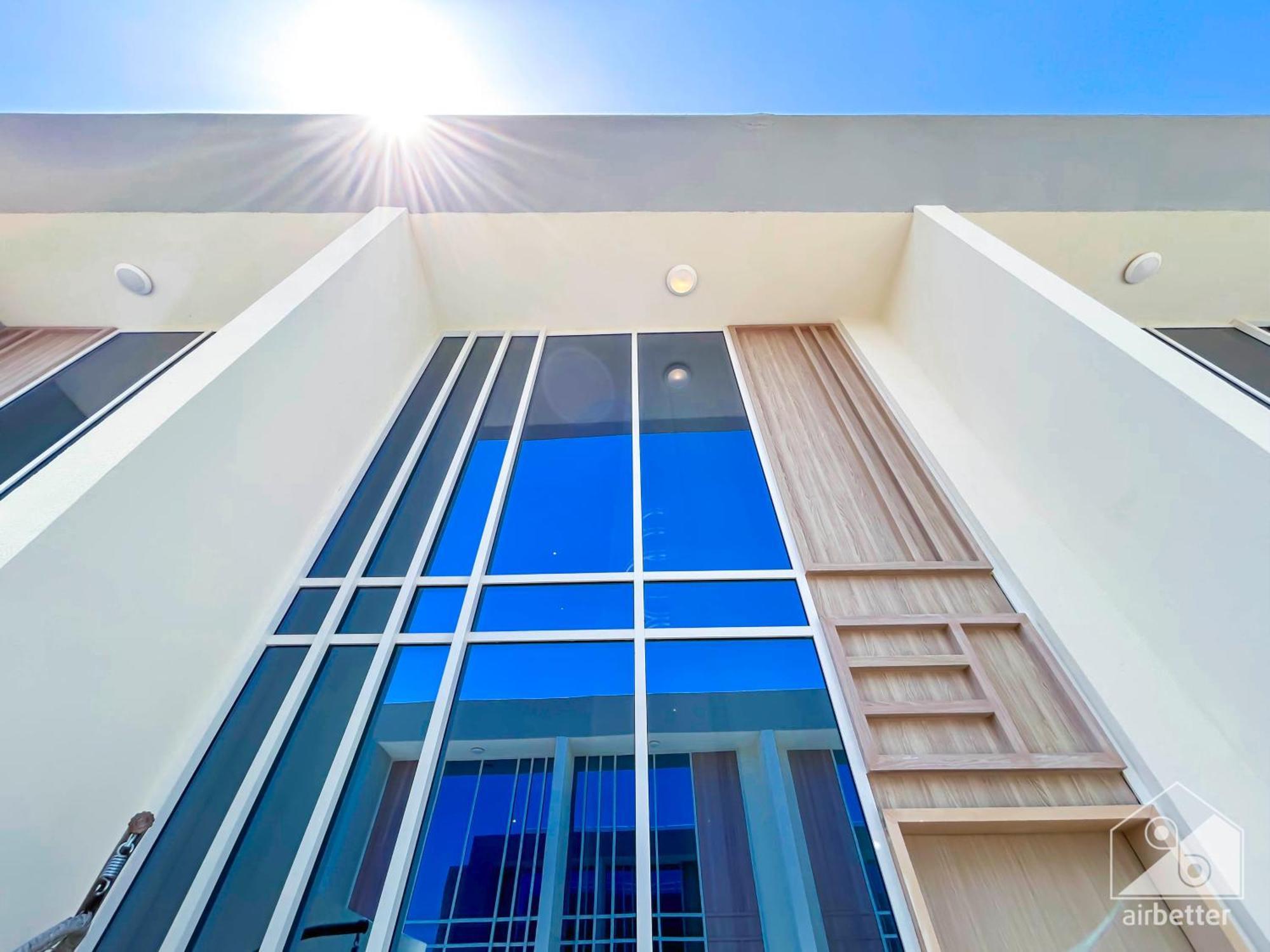 Luxury 1-br In Rukan: Skyline Views! Apartment Dubai