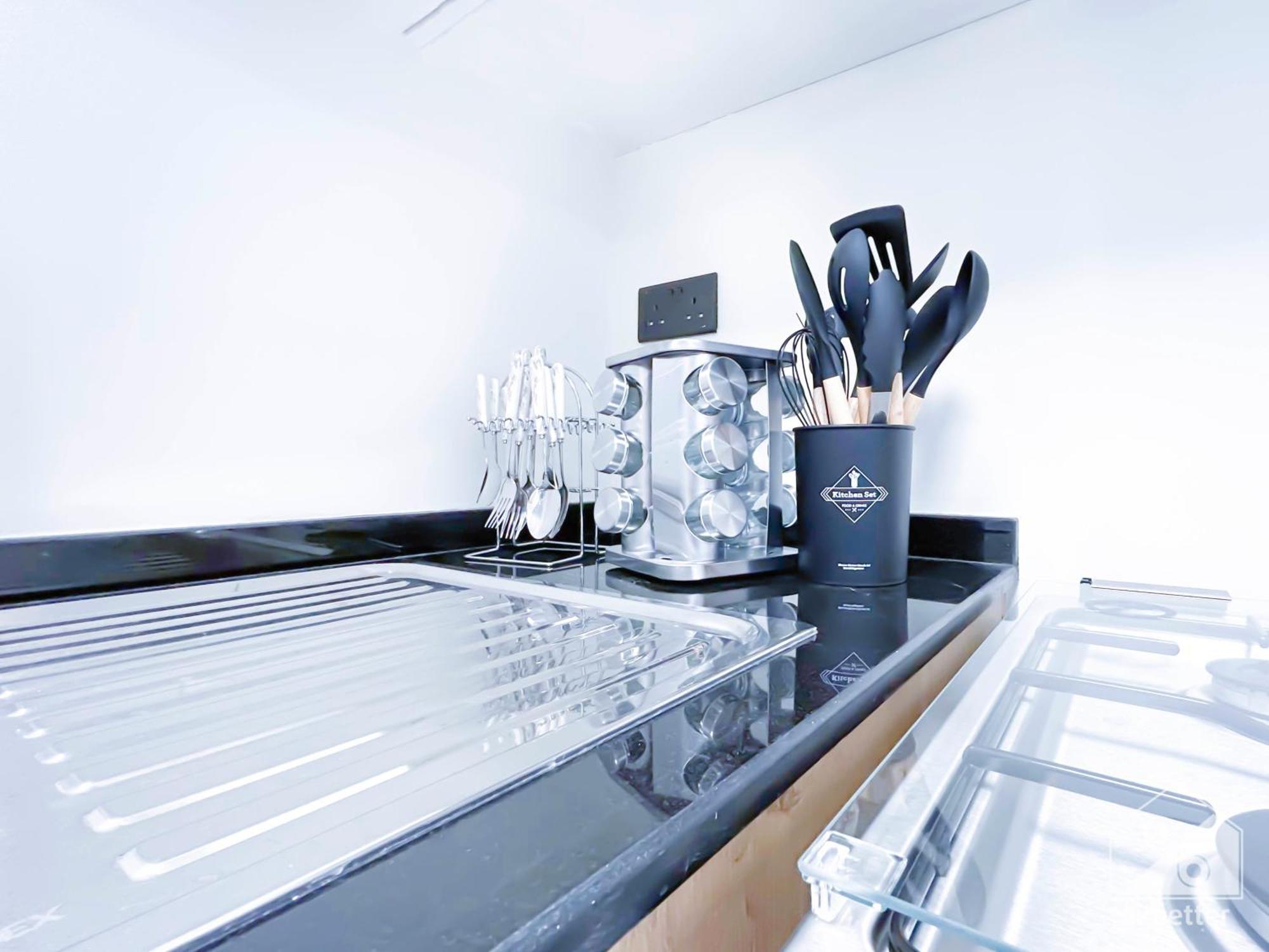 Luxury 1-br In Rukan: Skyline Views! Dubai