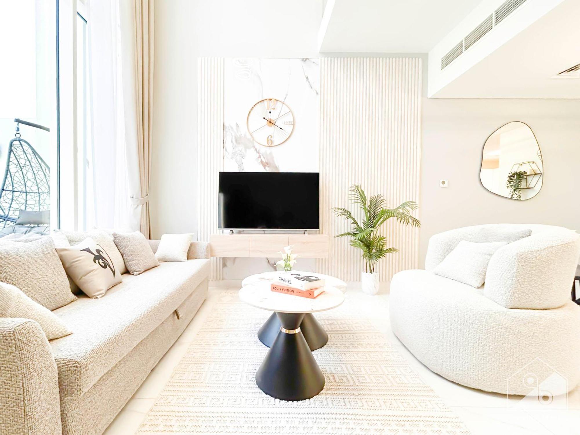 Apartment Luxury 1-br In Rukan: Skyline Views! *