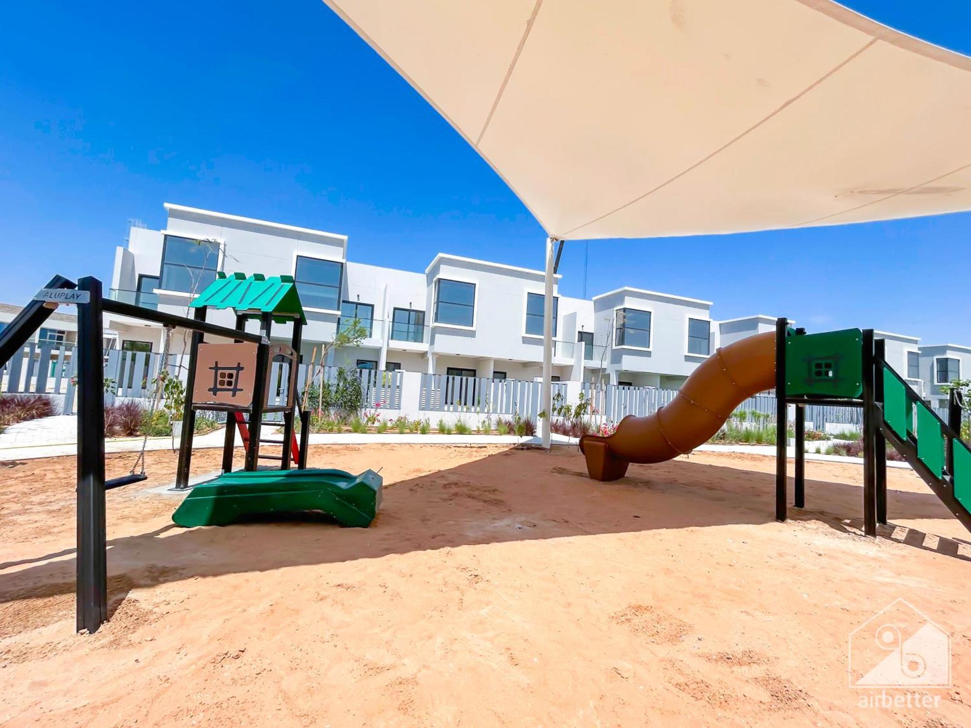 Apartment Luxury 1-br In Rukan: Skyline Views! *